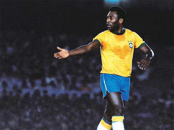 Pelé Brazil professional footballer