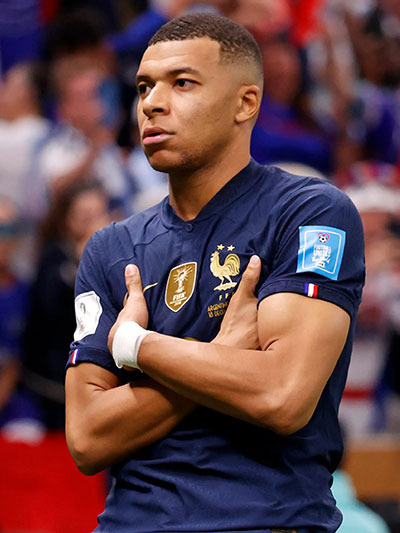 Kylian Mbappé won the Golden Boot