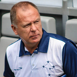 Mano Menezes