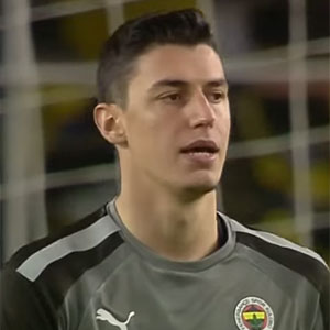 Berke Özer