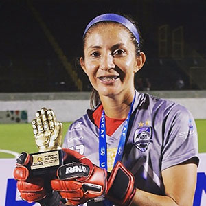 Dinnia Díaz