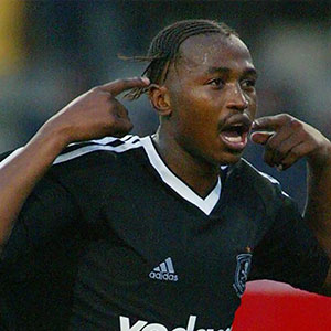 Lesley Manyathela